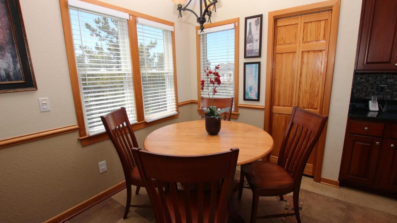 Ww857, Seaquest Resort- Oceanside, 7 Brs, Pool Table, Priv Pool, Hot Tub Corolla Exterior photo